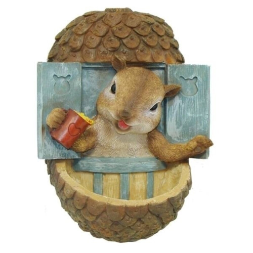 Фигура садовая БЕЛОЧКА В ОКОШКЕ навесная кормушка _10